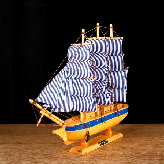Сувенирная модель корабля «Эрна», 40×7.5×38 см
